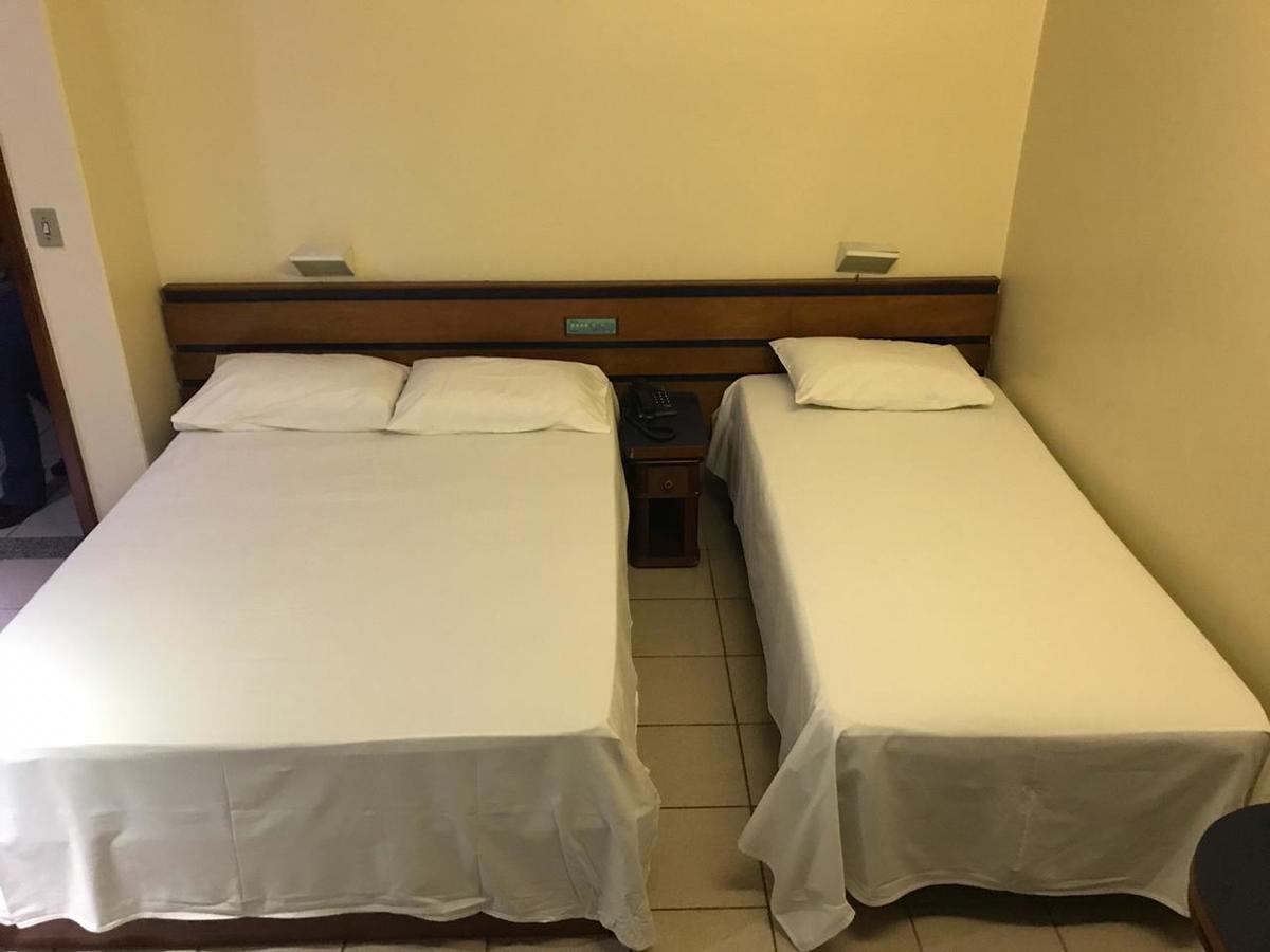 Oft Plaza Oeste Hotel جويانيا المظهر الخارجي الصورة
