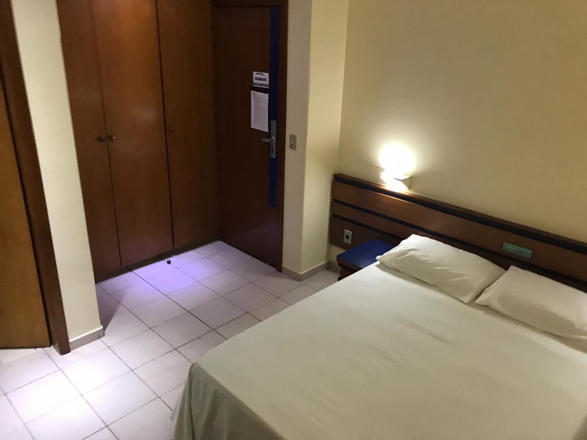 Oft Plaza Oeste Hotel جويانيا المظهر الخارجي الصورة
