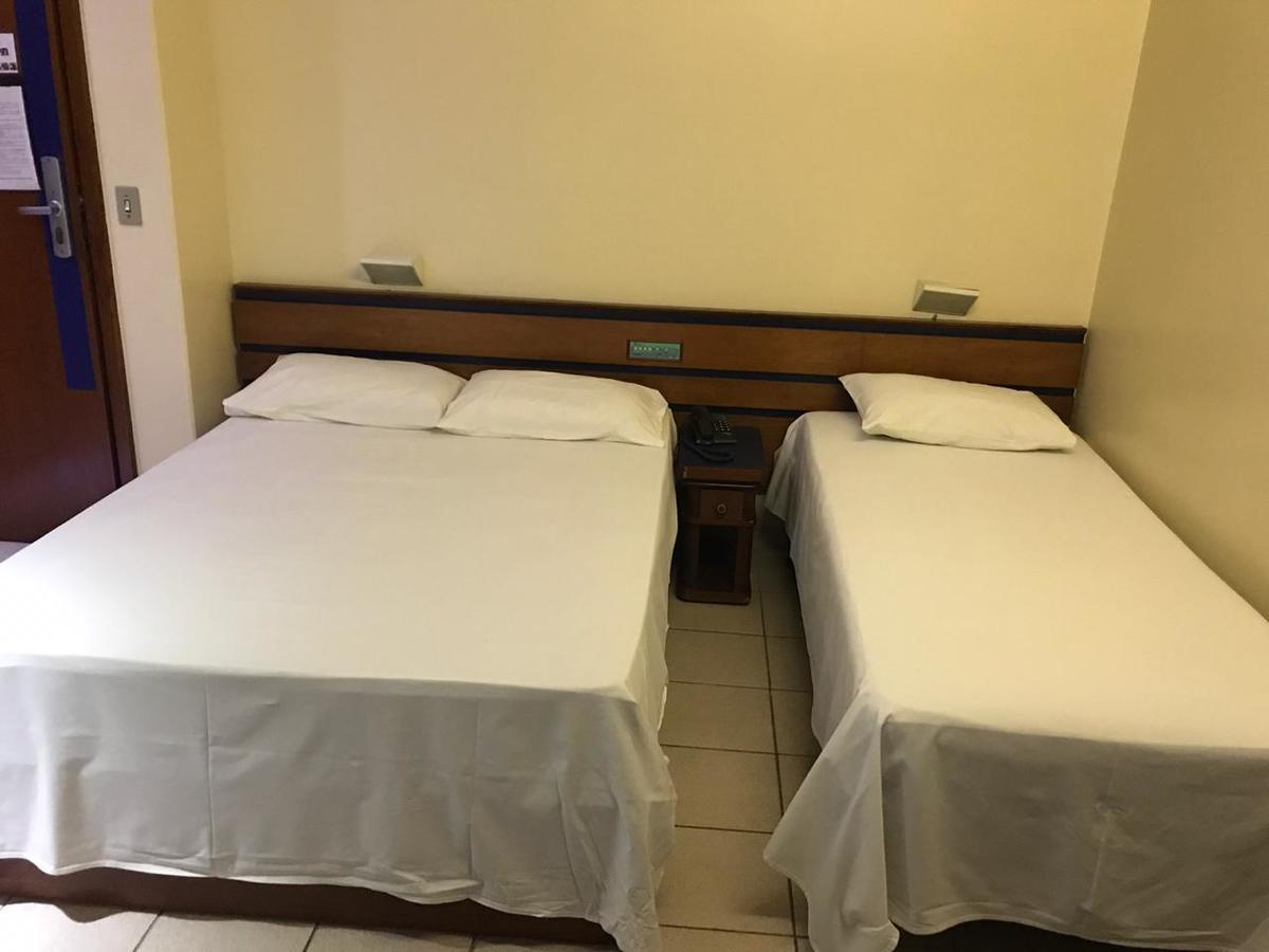 Oft Plaza Oeste Hotel جويانيا المظهر الخارجي الصورة